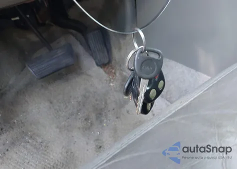 2003 GMC Yukon from USA, damaged, VIN 1GKEC13ZX3R178614